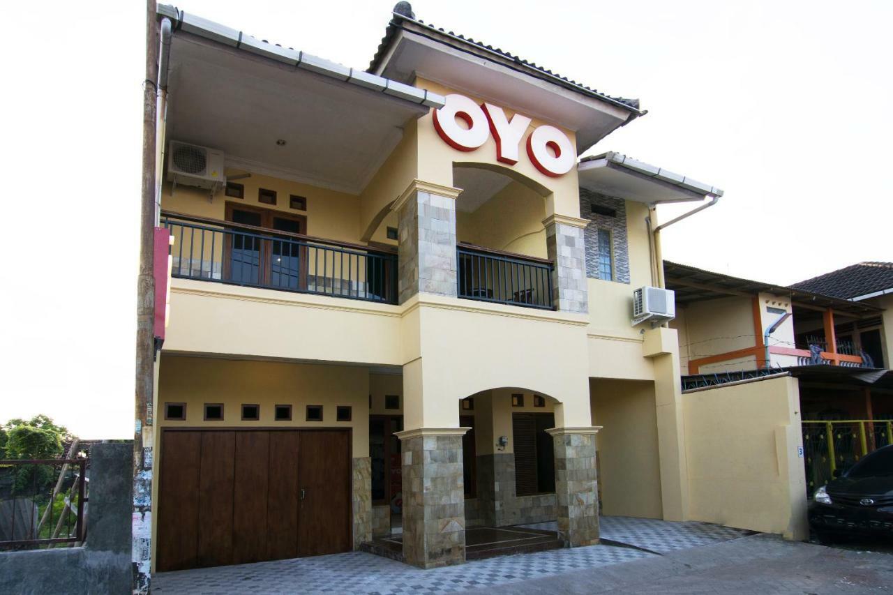 Oyo 931 Dara Dewi Homestay Yogyakarta Exterior photo