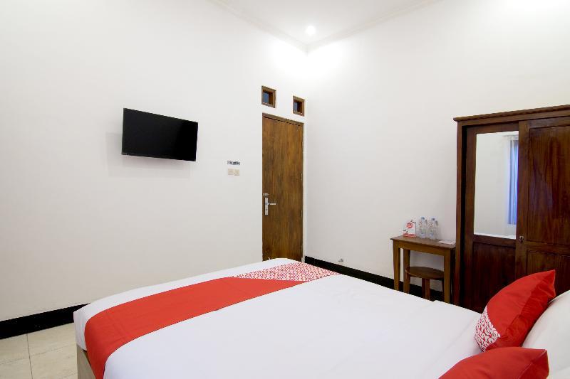 Oyo 931 Dara Dewi Homestay Yogyakarta Exterior photo