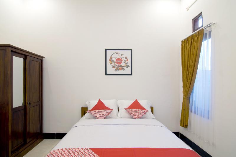 Oyo 931 Dara Dewi Homestay Yogyakarta Exterior photo